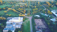Desde la Ciudad Autónoma de Buenos Aires, el viaje hasta el pueblo santafesino demanda alrededor de seis horas por ruta. Desde la Ciudad Autónoma de Buenos Aires, el viaje hasta el pueblo santafesino demanda alrededor de seis horas por ruta.