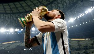 Lionel Messi, campeón del mundo y uno de los máximos goleadores. Lionel Messi, campeón del mundo y uno de los máximos goleadores.