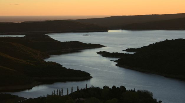 En Córdoba hay un embalse maravilloso que es uno de los más profundos de Latinoamérica.