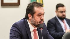 Castro aseguró que otros gobernadores lo felicitaron por el operativo. Castro aseguró que otros gobernadores lo felicitaron por el operativo.