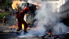 Hubo 28 detenidos en París. Hubo 28 detenidos en París.