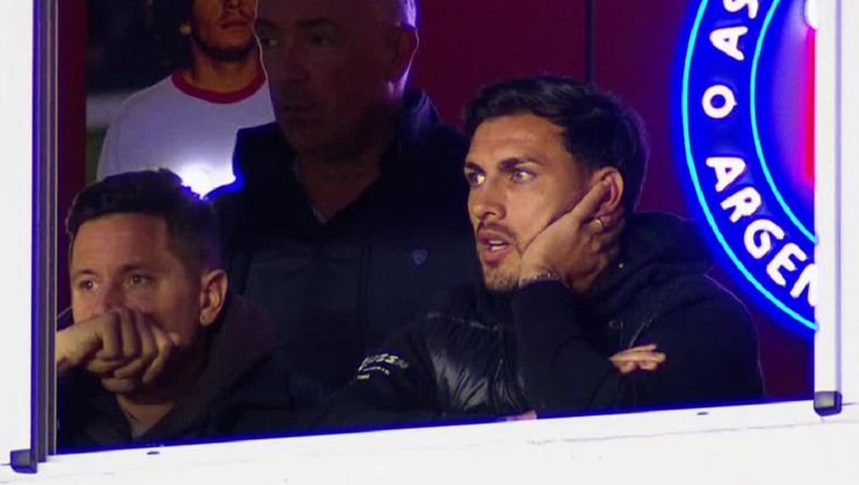 El mediocampista junto a Ander Herrera en un palco.