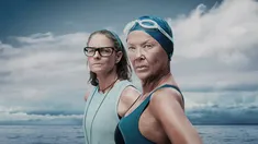 Annette Bening y Jodi Foster se sumergen en una historia de triunfo, amistad y espíritu humano. Annette Bening y Jodi Foster se sumergen en una historia de triunfo, amistad y espíritu humano.