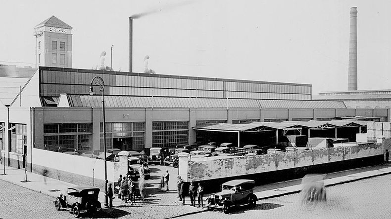 Ford se instaló en La Boca, antes de su desembarco en Pacheco.