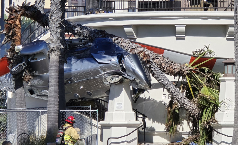 El piloto tenía otros 3 helicópteros que venían para el evento Cars n Copters 2025 en Huntington Beach