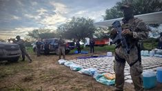 El operativo se realizó en una pista clandestina en el establecimiento Don Julio en Santa Fe. El operativo se realizó en una pista clandestina en el establecimiento Don Julio en Santa Fe.