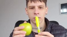 El joven pidió la opinión de sus seguidores en TikTok. El joven pidió la opinión de sus seguidores en TikTok.