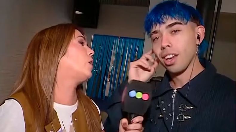 El artista cordobés dejó pagando a la notera.