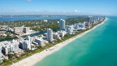 Una postal de Miami que podría sufrir una drástica modificación por el cambio climático.