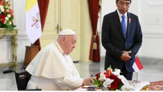 el papa francisco llamo a luchar contra el extremismo y la intolerancia en indonesia el papa francisco llamo a luchar contra el extremismo y la intolerancia en indonesia