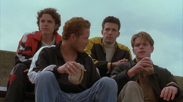 El film dirigido por Gus Van Sant recibió varios premios (incluidos dos de la Academia) y gira en torno a un muchacho desmotivado que busca con fervor su verdadera identidad.