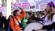 Una multitud salió a las calles por el Ni Una Menos. Una multitud salió a las calles por el Ni Una Menos.