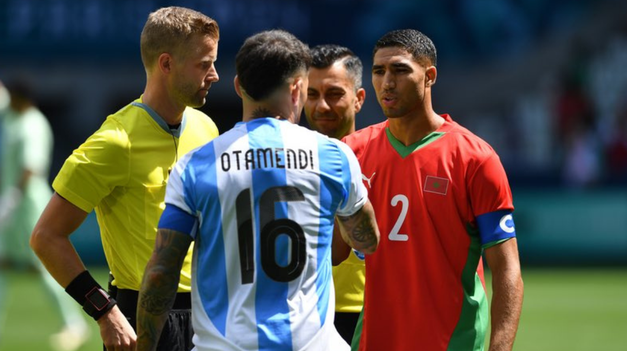 Argentina empató sobre el final en medio de una polémica