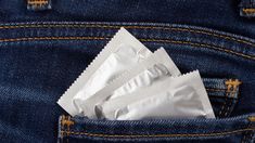 La ANMAT prohibió una reconocida marca de preservativos.