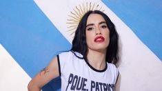 La cantante volvió a arremeter contra el Gobierno por sus rasgos autoritarios. La cantante volvió a arremeter contra el Gobierno por sus rasgos autoritarios.