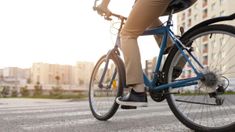 Las bicicletas nacionales podrían bajar de precio ante la competencia con las importadas, o sus fabricantes podrían fundirse por la imposibilidad de bajar los costos.