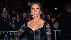 Catherine Zeta-Jones será Morticia en la nueva serie de Los Locos Addams Catherine Zeta-Jones será Morticia en la nueva serie de Los Locos Addams