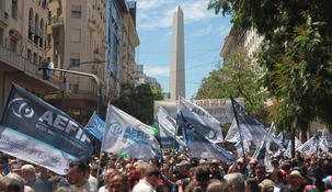 La CGT llamó a un paro y movilización contra las medidas económicas.