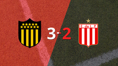 Peñarol superó 3-2 a Estudiantes en un partidazo