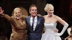 El homenaje de Valeria Lynch a Jorge Ibáñez en el cierre del Buenos Aires Alta Moda El homenaje de Valeria Lynch a Jorge Ibáñez en el cierre del Buenos Aires Alta Moda