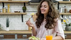 Este alimento combate el estrés oxidativo y el envejecimiento precoz. Este alimento combate el estrés oxidativo y el envejecimiento precoz.