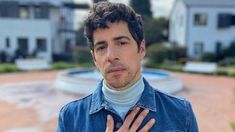 Esteban Lamothe fue captado en medio de una cita romántica con la China. Esteban Lamothe fue captado en medio de una cita romántica con la China.