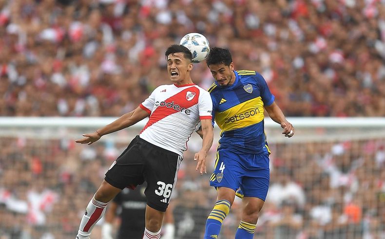 River y Boca empataron 1-1 en un nuevo Superclásico. River y Boca empataron 1-1 en un nuevo Superclásico.