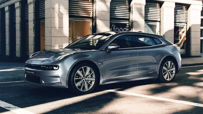  Fabricado por Zeekr, la marca de vehículos premium de Geely, este modelo combina estilo, rendimiento y tecnología de vanguardia, prometiendo una experiencia de conducción única y sostenible.  