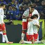 Gil festeja su gol, el que sorprendió a toda la Bombonera. Gil festeja su gol, el que sorprendió a toda la Bombonera.