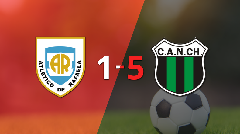 Franco Amarfil anotó un doblete en la goleada 5-1 de Nueva Chicago a Atlético Rafaela