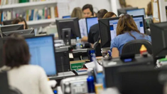 El Gobierno suspendió los nuevos contratos.