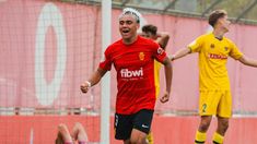 Alex Woiski es hijo de Ronnie Woiski, representante de jugadores españoles, y Laura Pioletti,oriunda de Mar del Plata Alex Woiski es hijo de Ronnie Woiski, representante de jugadores españoles, y Laura Pioletti,oriunda de Mar del Plata