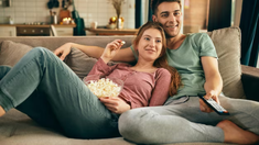 Esta ficción del 2003 está basada en hechos reales y fusiona perfectamente el romance con el drama y los paisajes de La Toscana. Esta ficción del 2003 está basada en hechos reales y fusiona perfectamente el romance con el drama y los paisajes de La Toscana.
