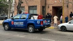 Personal de Bomberos y la Policía llegaron al lugar. Personal de Bomberos y la Policía llegaron al lugar.