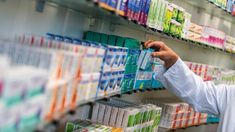 Los farmacéuticos tendrán un piso salarial de más de $1.200.000 en abril. Los farmacéuticos tendrán un piso salarial de más de $1.200.000 en abril.