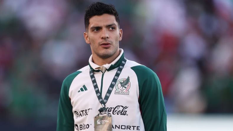 Raúl Jiménez, el nueve titular de México que está casi descartado.