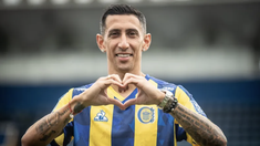 Di María cumplió 38 años y festejó en sus ciudad natal. Di María cumplió 38 años y festejó en sus ciudad natal.