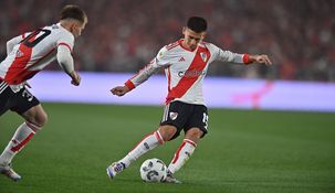 Echeverri, autor del gol del Millonario, fue sustituido por precaución.