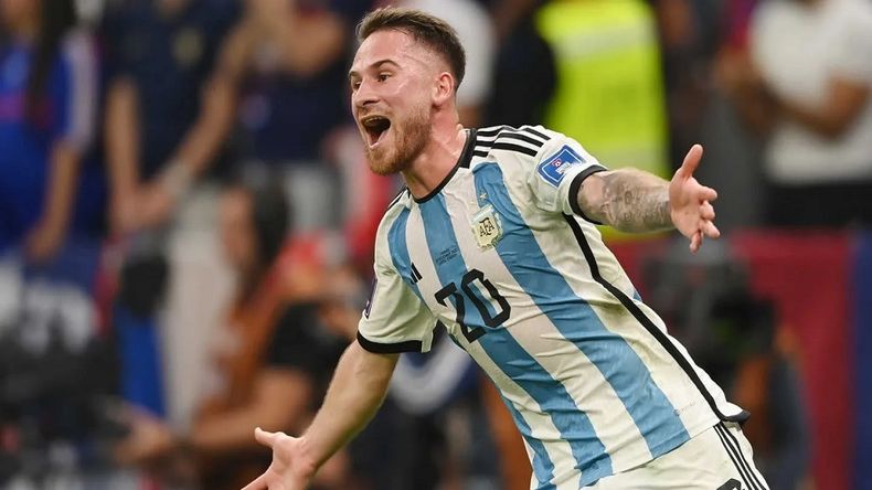 Alexis Mac Allister entró en una polémica inmediatamente después de Qatar 2022.