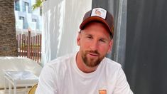 Messi probó la messiburger: qué dijo y cuáles son los ingredientes de la hamburguesa