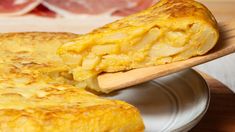 Los 2 bodegones baratos de Buenos Aires para comer tortilla de papas como en España. Los 2 bodegones baratos de Buenos Aires para comer tortilla de papas como en España.