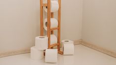 Unas ideas básicas y sencillas para reutilizar los rollos de papel higienico. Unas ideas básicas y sencillas para reutilizar los rollos de papel higienico.