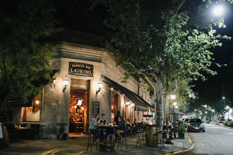 Mercedes ofrece una amplia variedad de bodegones y pulperías para disfrutar de su gastronomía.