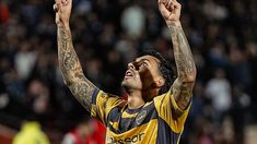 Leandro Paredes no jugará en Boca por llegar a las cinco tarjetas amarillas. Leandro Paredes no jugará en Boca por llegar a las cinco tarjetas amarillas.