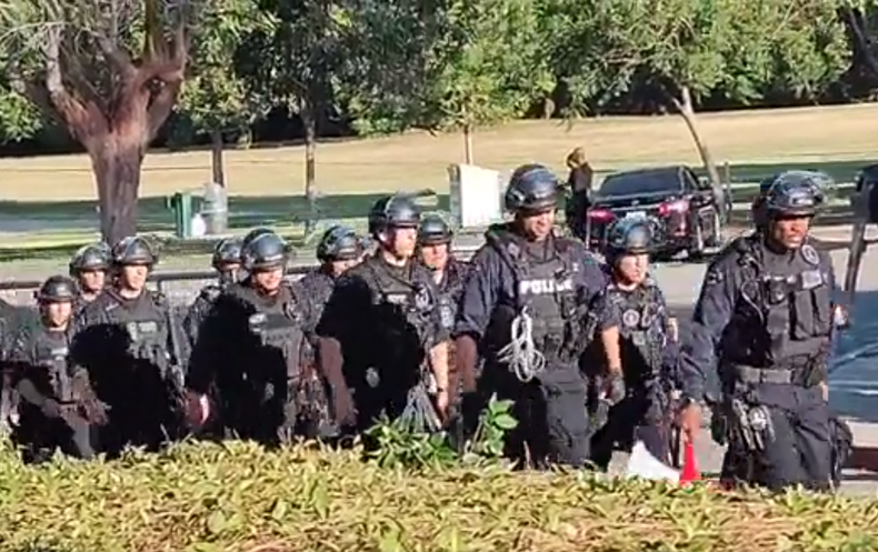 La Policía de Los Ángeles se desplegó en el lugar tras el tiroteo.