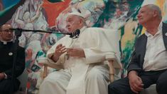 El Papa Francisco celebró junto a los jóvenes de Cascais la creación de la obra de arte más grande del mundo El Papa Francisco celebró junto a los jóvenes de Cascais la creación de la obra de arte más grande del mundo