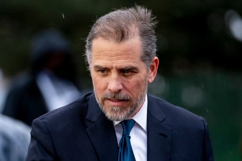 Hunter Biden imputado por los delitos de compra y posesión ilegal de armas.