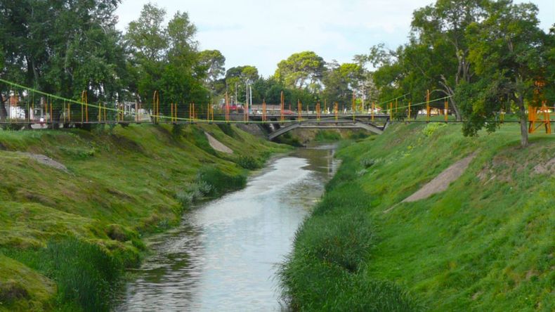 Puente colgante de olavarría