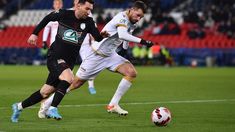 Messi fue titular y vistió la camiseta 10 en la derrota ante Niza. Messi fue titular y vistió la camiseta 10 en la derrota ante Niza.