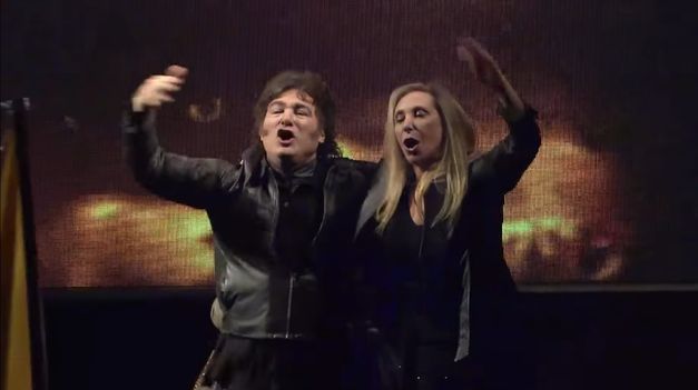 Javier y Karina Milei, los líderes de La Libertad Avanza.